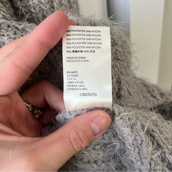 Free People Oasis Oversize Tunic Sweater in Silver Glass Combo Size Small - Picture 3 of 4